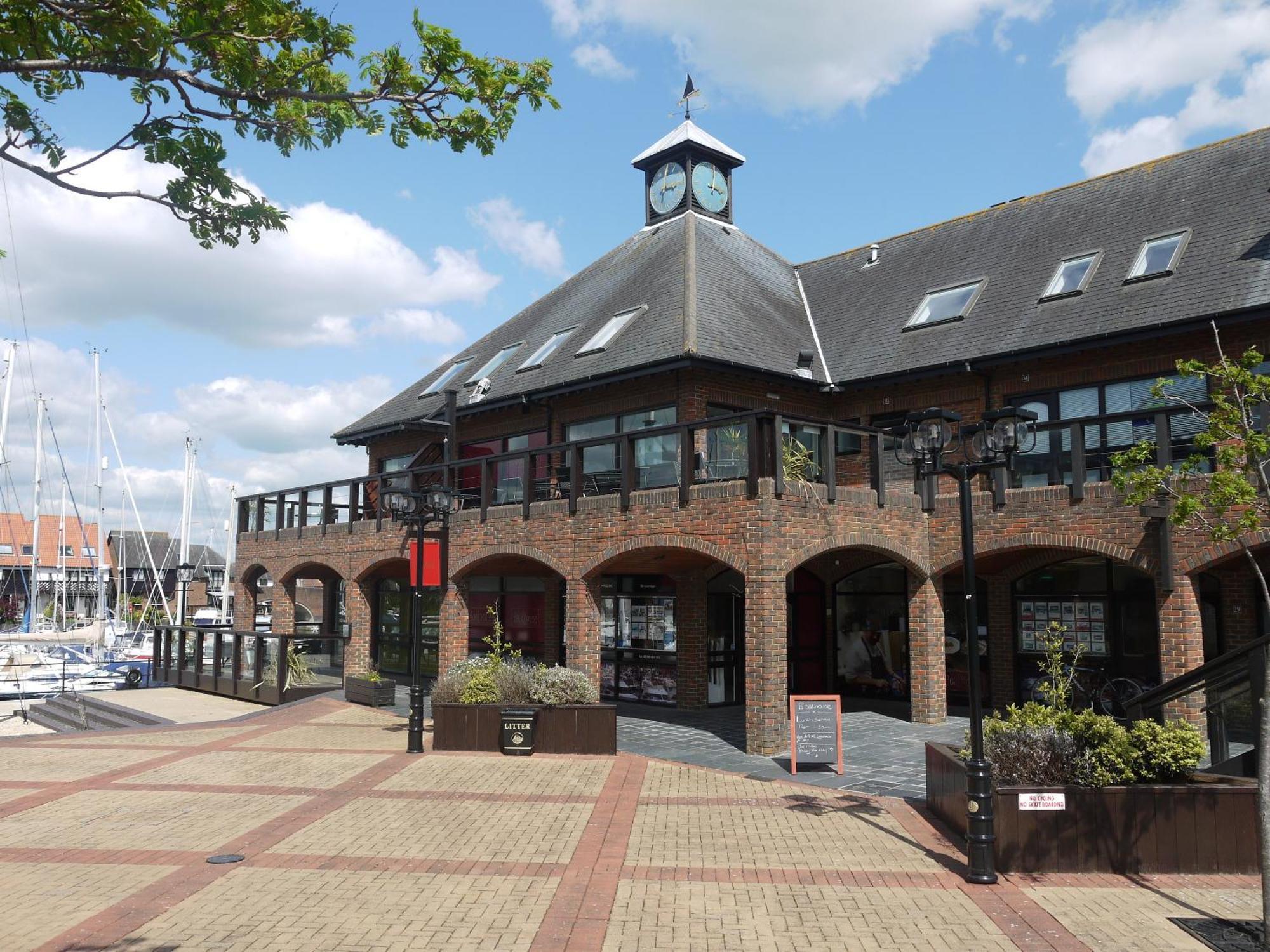 Boathouse Hotel Hythe  Exterior photo