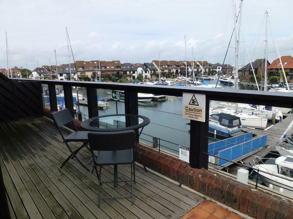 Boathouse Hotel Hythe  Exterior photo