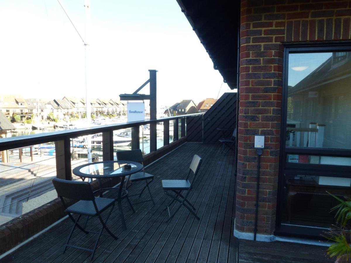 Boathouse Hotel Hythe  Exterior photo